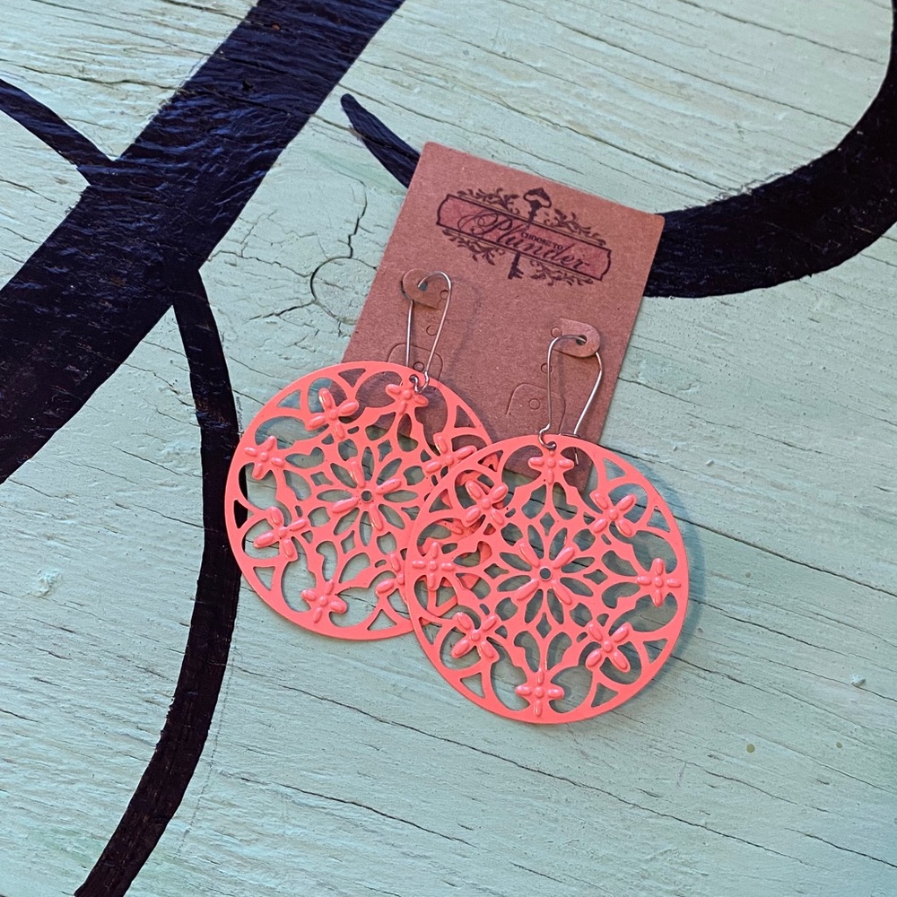 Plunder filigree earrings
